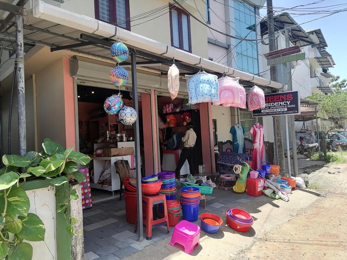 Queens Residency Thrissur Esterno foto